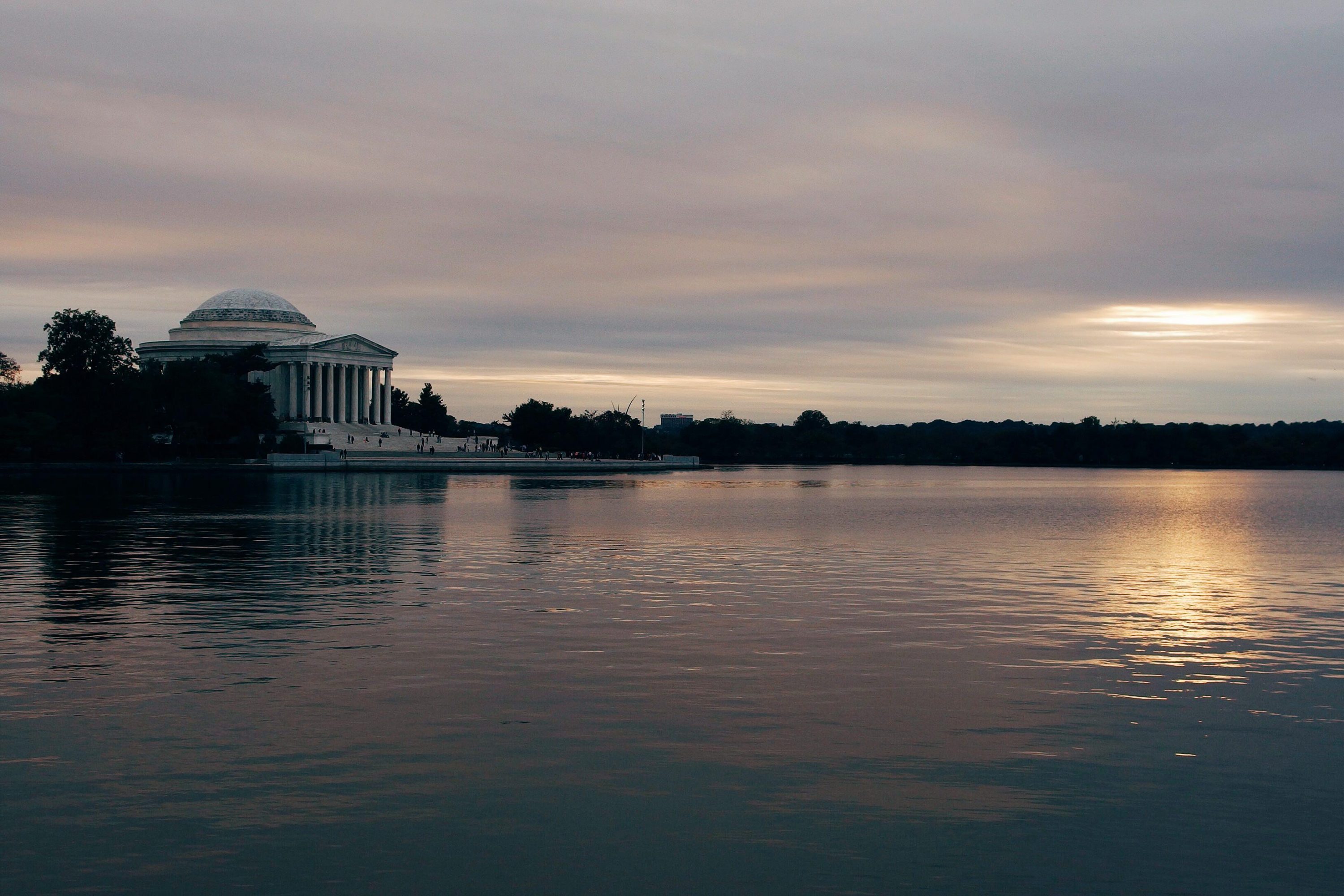 Washington DC jefferson lake