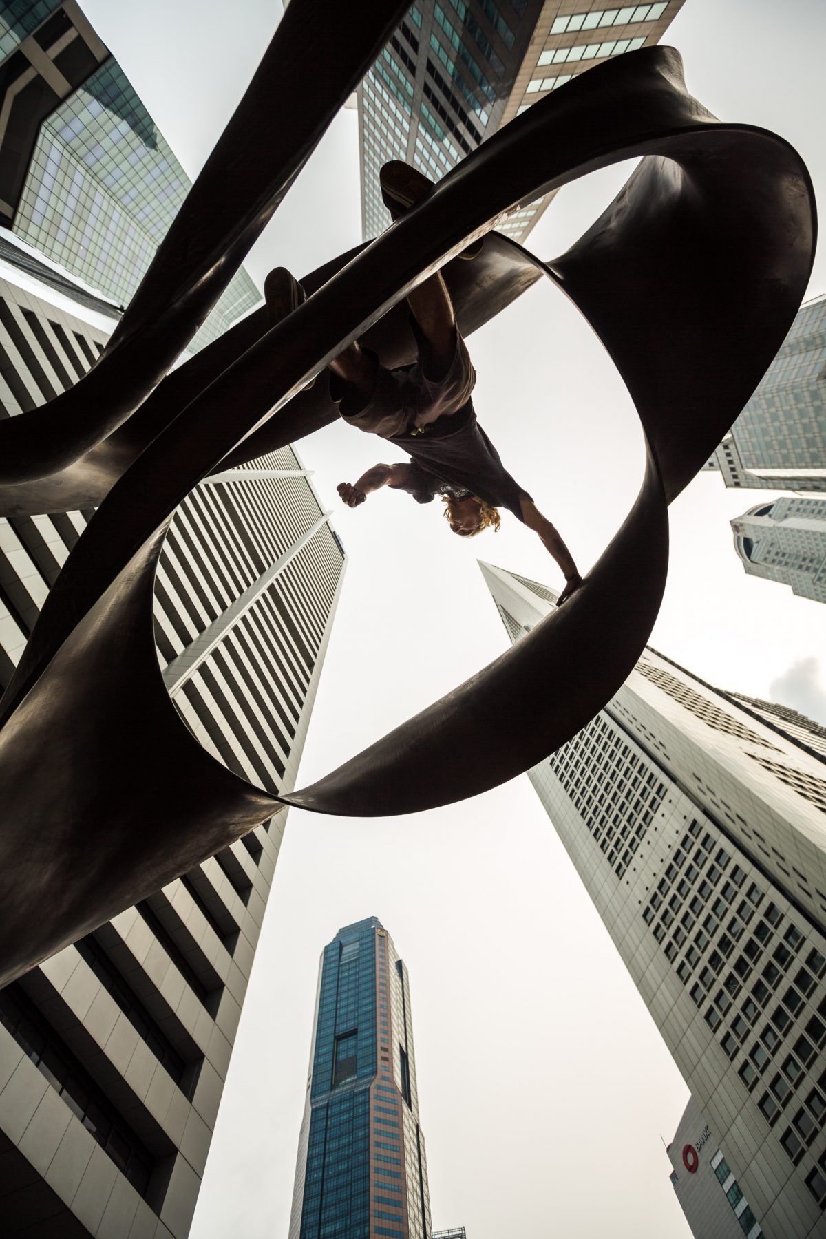 Scott Bass - Travel and Parkour in Singapore 22